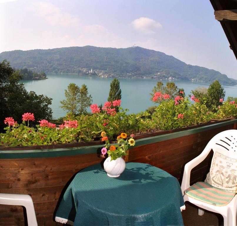 Ferienwohnungen Salmen Portschach am Woerthersee Phòng bức ảnh